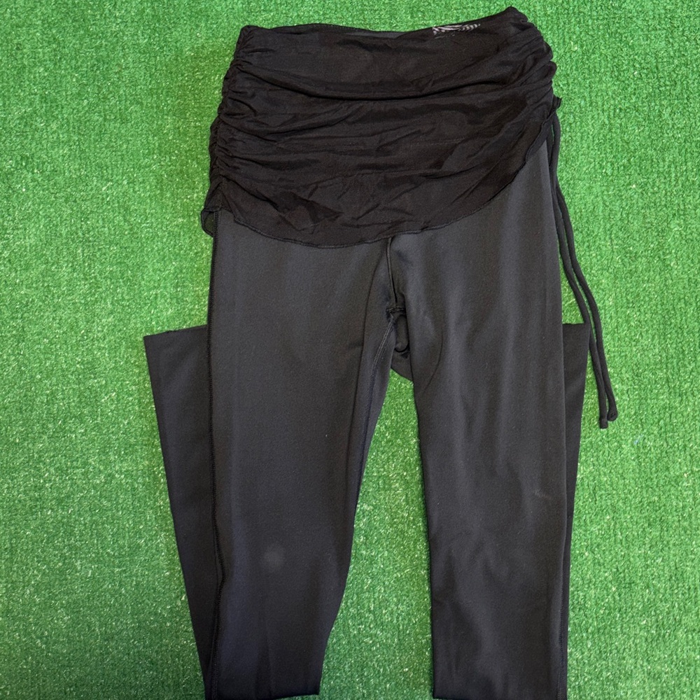 NWT Relay Mesh Ruched Leggings VS Black Ruched Leggings